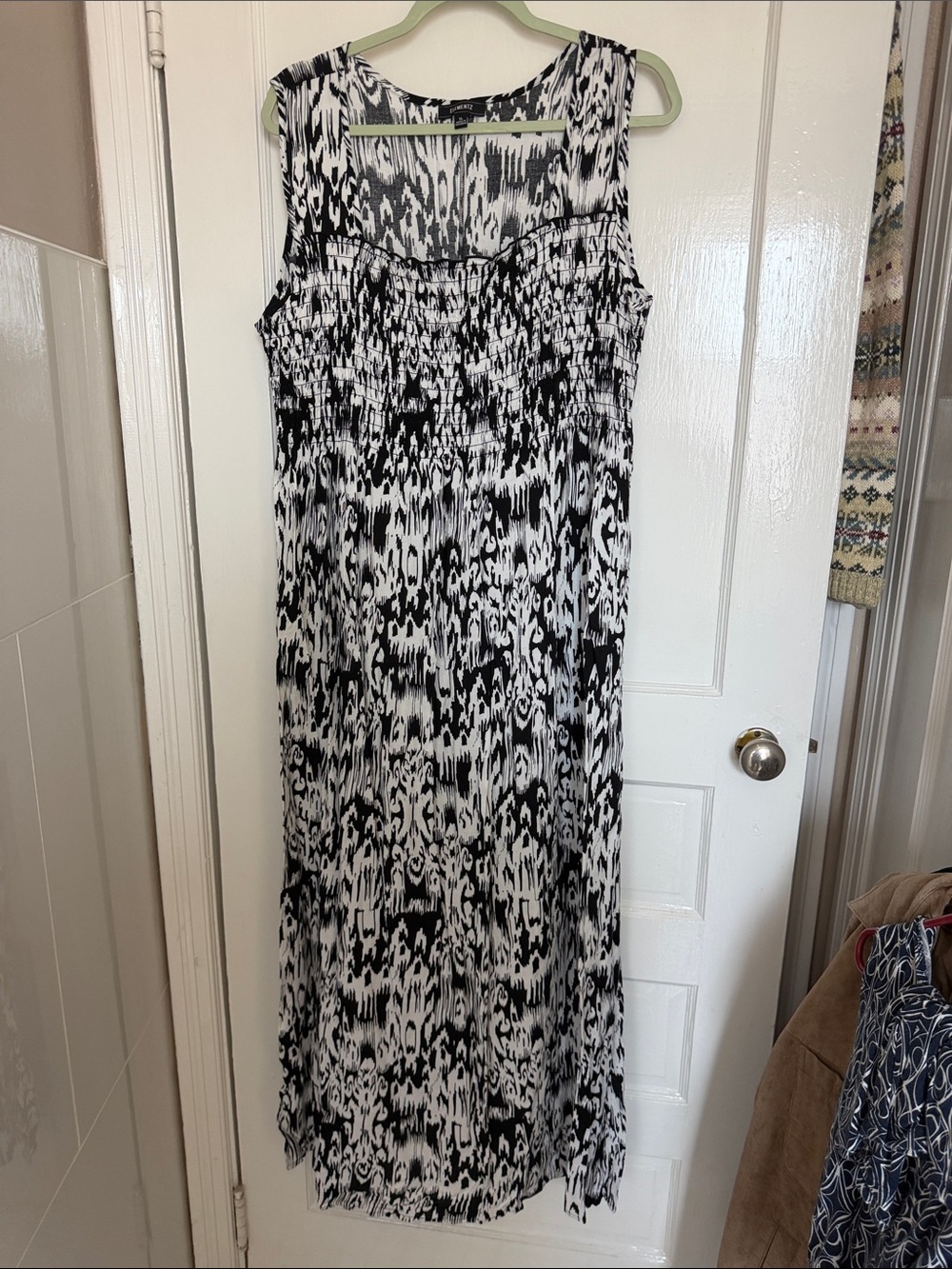 ELEMENTZ size XL stretchy “bubble” top maxi dress like new